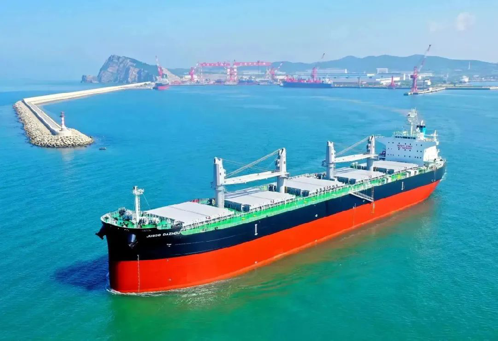 江蘇遠(yuǎn)洋強(qiáng)鏈補(bǔ)鏈延鏈密織航線，助力江蘇建設(shè)具有世界聚合力雙向開放樞紐