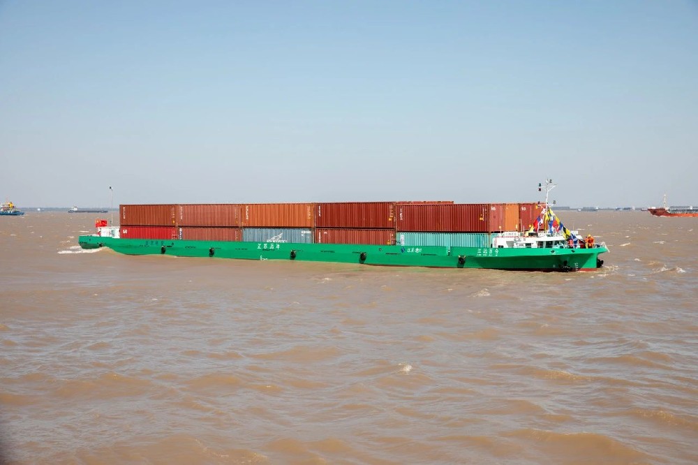 創(chuàng)新創(chuàng)效開新局⑤|非船載傳導(dǎo)式充電機(jī)與電動(dòng)船舶之間的數(shù)字通信協(xié)議團(tuán)體標(biāo)準(zhǔn)正式發(fā)布！