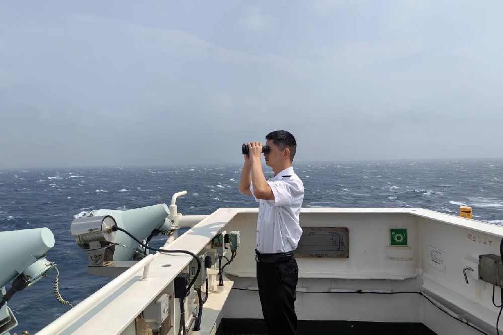 致敬遠洋奮楫者 | 杜飛：以海為家，以船為伴