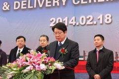 海洋法權(quán)威：美艦經(jīng)人工島礁附近不算領(lǐng)