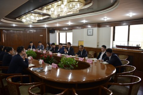 中信保江蘇分公司與中國銀行江蘇省分行來我司進行合作洽談