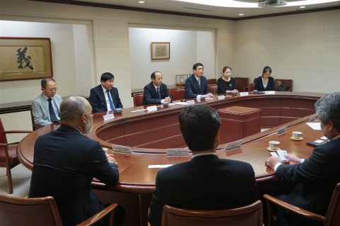 江蘇省港口集團(tuán)王永安董事長一行赴日本東京NK船級社進(jìn)行交流訪問并簽署戰(zhàn)略合作協(xié)議