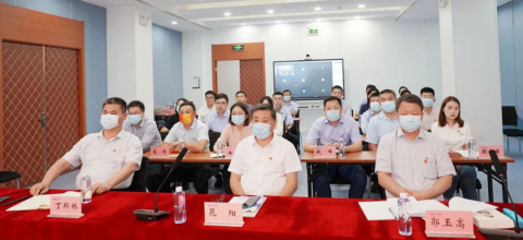 江蘇遠(yuǎn)洋黨委開展新發(fā)展黨員集體談話